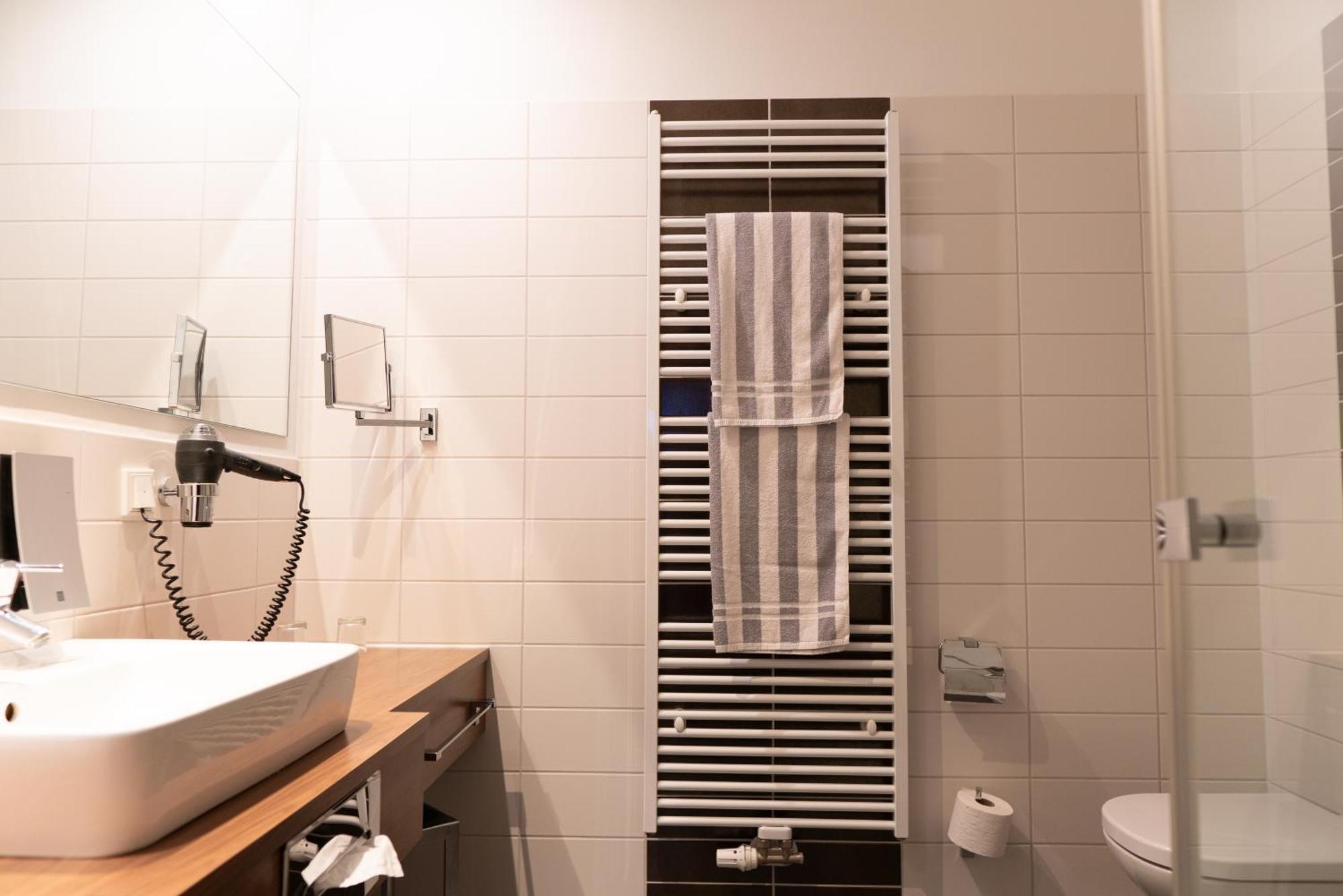 Hotel Bruehlerhoehe 에르푸르트 외부 사진
