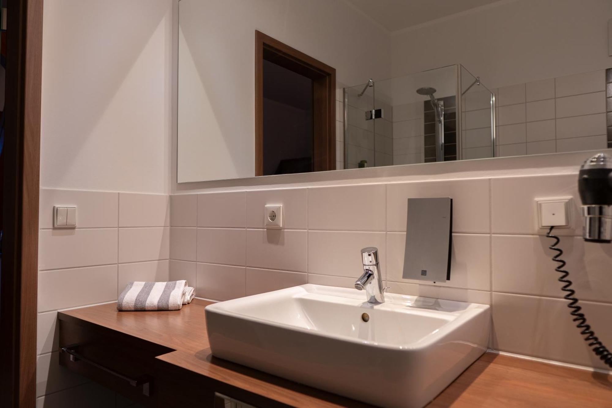 Hotel Bruehlerhoehe 에르푸르트 외부 사진