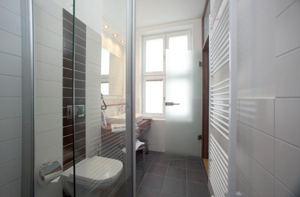 Hotel Bruehlerhoehe 에르푸르트 객실 사진
